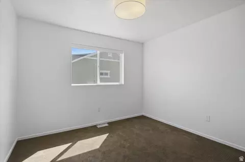 Bedroom - 1578 E Maple Way, Layton, UT 84040 photo 3 of 4