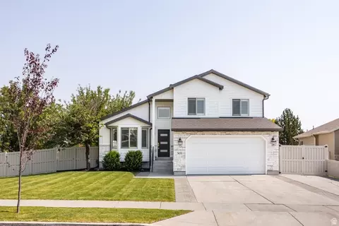 5650 W Mountain Aura Dr, West Jordan, UT 84084