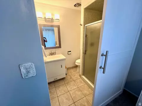 Bath - 2027 N 1400 E, North Logan, UT 84341 photo 1 of 7