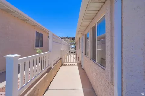 Exterior - 504 E Telegraph St #72, Washington, UT 84780 photo 5 of 14