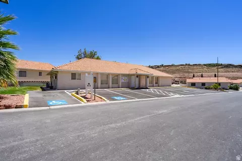 Exterior - 504 E Telegraph St #72, Washington, UT 84780 photo 12 of 14