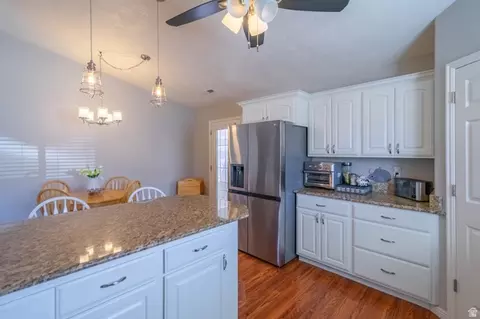 Kitchen - 504 E Telegraph St #72, Washington, UT 84780 photo 5 of 5