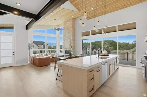 Kitchen - 783 N 150 E, American Fork, UT 84003 photo 2 of 4
