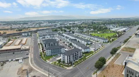 View/Area - 1141 E 1320 S #A304, Provo, UT 84606 photo 4 of 8