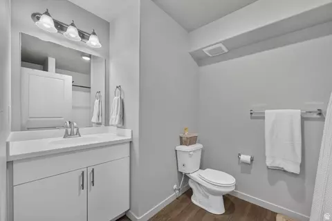 Bath - 1141 E 1320 S #A304, Provo, UT 84606 photo 1 of 2