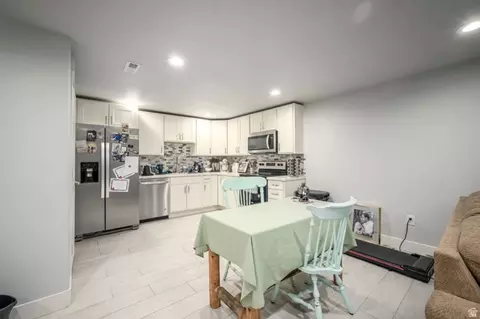 Kitchen - 500 E 426 N, Alpine, UT 84004 photo 3 of 4