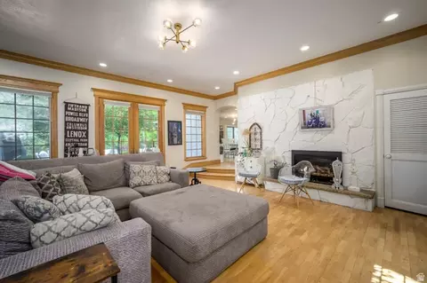 Living - 500 E 426 N, Alpine, UT 84004 photo 4 of 5