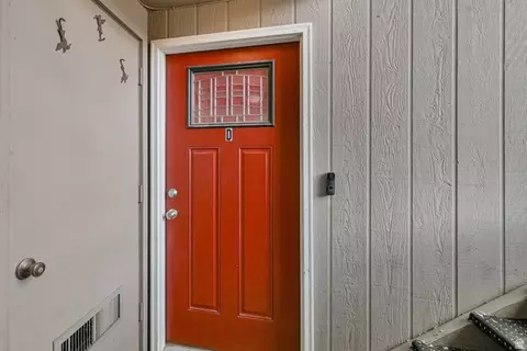 Entry Way - 455 E 5600 S #D, Murray, UT 84107 photo 1 of 2