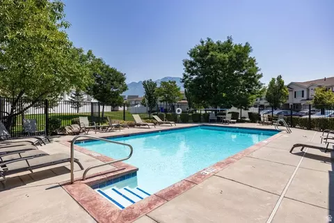 Exterior - 188 E Mountain Peak Dr S, Draper, UT 84020 photo 11 of 14