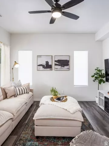 Living - 188 E Mountain Peak Dr S, Draper, UT 84020 photo 3 of 4