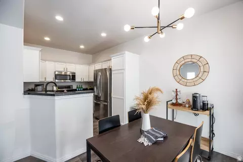 Dining - 188 E Mountain Peak Dr S, Draper, UT 84020 photo 1 of 1