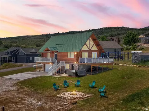 761 S Spruce Dr, Garden City, UT 84028