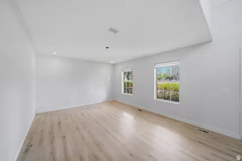 885 N Horsemans Dr, Dammeron Valley, UT 84783