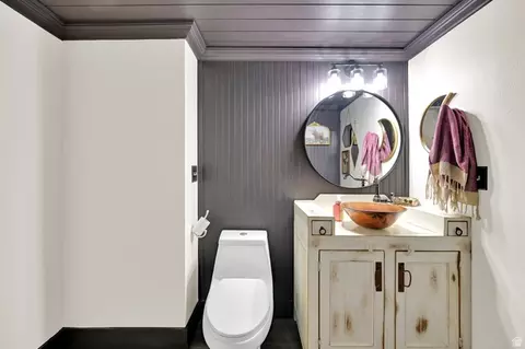 Bath - 6914 S 855 E, Midvale, UT 84047 photo 1 of 5