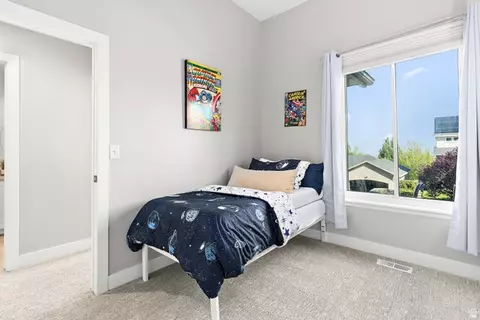 Bedroom - 394 E Brewster Dr, Draper, UT 84020 photo 4 of 5