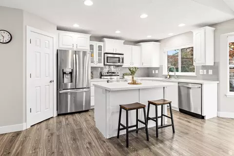Kitchen - 394 E Brewster Dr, Draper, UT 84020 photo 1 of 3