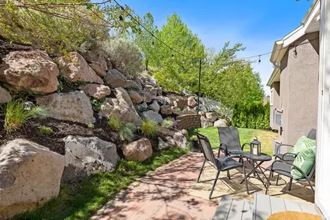Exterior - 394 E Brewster Dr, Draper, UT 84020 photo 6 of 6