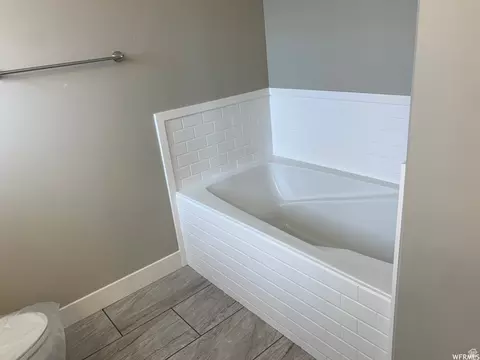 Bath - 102 S 1300 E, Smithfield, UT 84335 photo 1 of 1