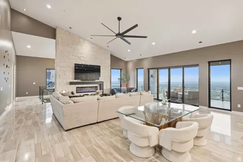 Living - 1766 View Ct, Fruit Heights, UT 84037 photo 3 of 15