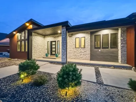 Exterior - 1766 View Ct, Fruit Heights, UT 84037 photo 11 of 26