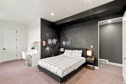 Bedroom - 1766 View Ct, Fruit Heights, UT 84037 photo 9 of 10