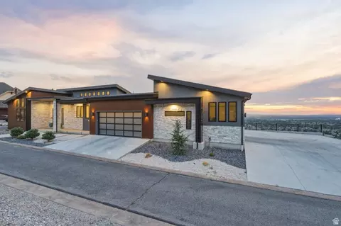 Exterior - 1766 View Ct, Fruit Heights, UT 84037 photo 7 of 26