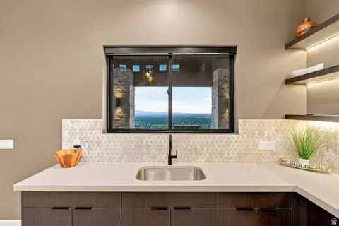 Kitchen - 1766 View Ct, Fruit Heights, UT 84037 photo 8 of 15