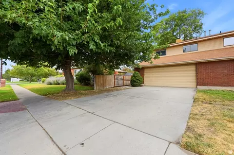 Exterior - 5175 S 900 E, Murray, UT 84117 photo 4 of 9