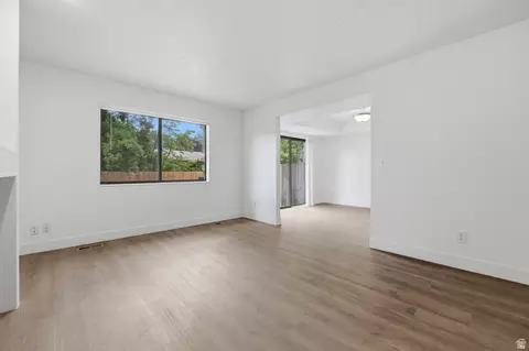 Living - 5175 S 900 E, Murray, UT 84117 photo 3 of 5
