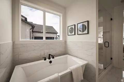 Bath - 2771 W Aurora Ave, Mapleton, UT 84664 photo 2 of 7