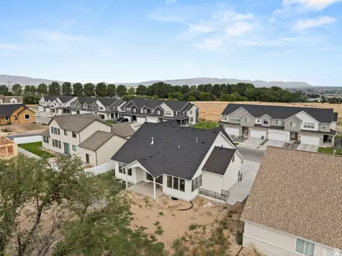 View/Area - 2771 W Aurora Ave, Mapleton, UT 84664 photo 3 of 4