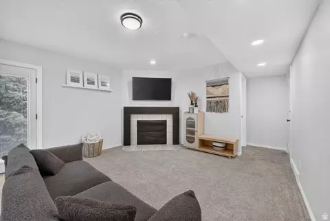 Living - 1138 E 11780 S, Sandy, UT 84094 photo 3 of 5