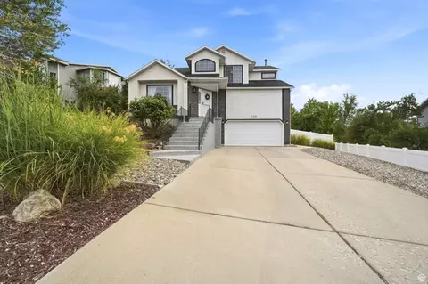 Exterior - 1138 E 11780 S, Sandy, UT 84094 photo 3 of 12