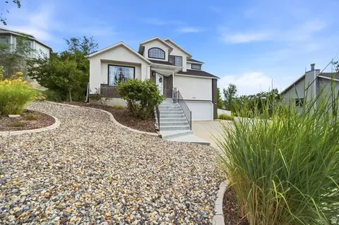 Exterior - 1138 E 11780 S, Sandy, UT 84094 photo 2 of 12
