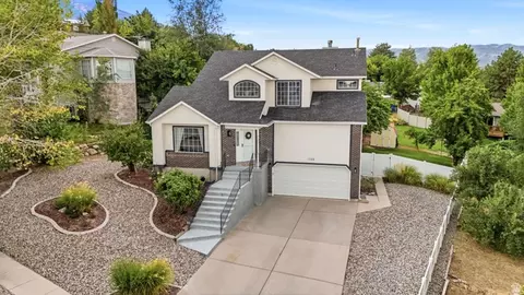 Exterior - 1138 E 11780 S, Sandy, UT 84094 photo 4 of 12