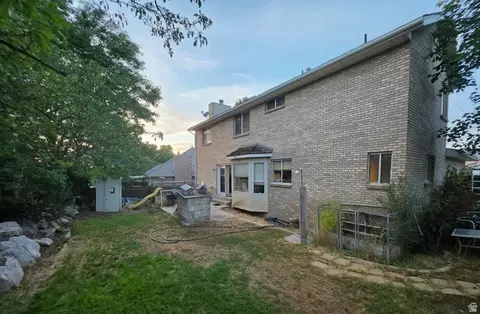 Exterior - 853 S Windemere Ln E, South Ogden, UT 84403 photo 6 of 6
