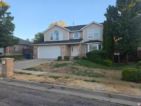 Exterior - 853 S Windemere Ln E, South Ogden, UT 84403 photo 2 of 6