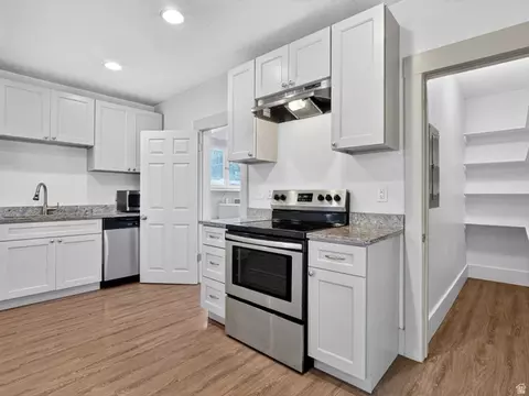 Kitchen - 568 E 4th S, Ogden, UT 84404 photo 4 of 4