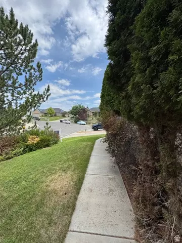 Exterior - 28 E 1600 S, Payson, UT 84651 photo 4 of 11