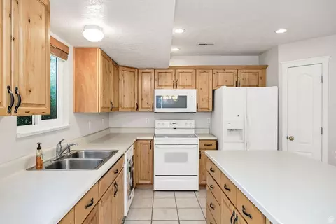 Kitchen - 604 S 1250 W, Logan, UT 84321 photo 3 of 5