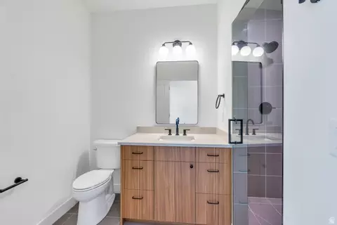 Bath - 296 S 2580 E #20, Spanish Fork, UT 84660 photo 6 of 9