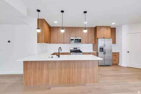 Kitchen - 296 S 2580 E #20, Spanish Fork, UT 84660 photo 8 of 8