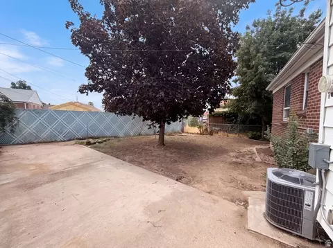 Exterior - 116 Ross Dr, Clearfield, UT 84015 photo 4 of 4