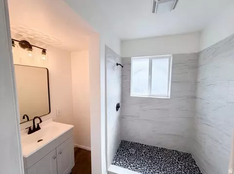 Bath - 1318 29th St, Ogden, UT 84403 photo 1 of 3