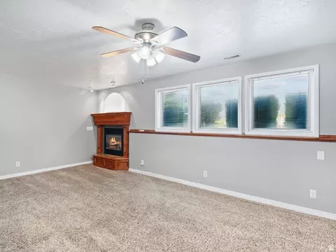 Living - 3076 N 650 E, North Ogden, UT 84414 photo 3 of 5
