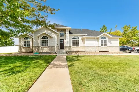 66 Tiebreaker Dr, Grantsville, UT 84029
