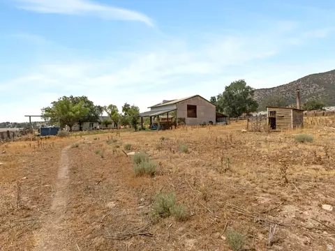 Exterior - 17 E 200 N St N, Cedar Fort, UT 84013 photo 3 of 7