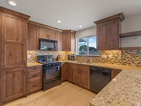 4278 S 3720 W, West Valley City, UT 84120