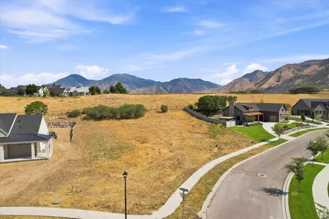 263 E Twin Hollow Cir S #21, Mapleton, UT 84664 photo 3