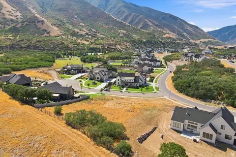 263 E Twin Hollow Cir S #21, Mapleton, UT 84664 photo 4